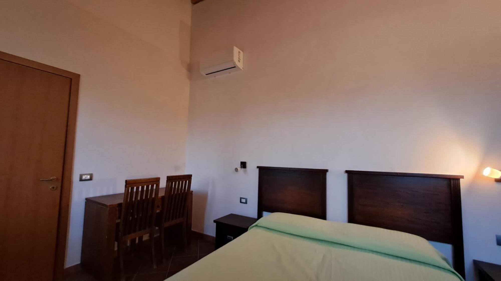 Agriturismo Case Tabarani Collesano Eksteriør billede