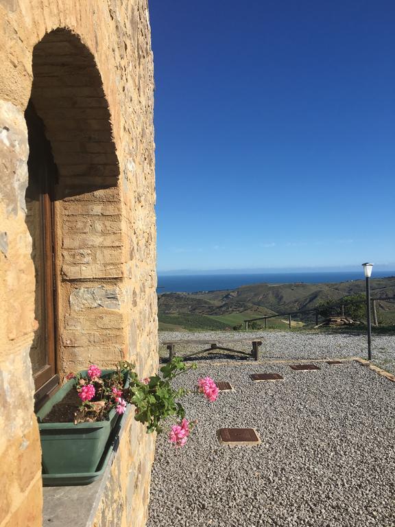 Agriturismo Case Tabarani Collesano Eksteriør billede